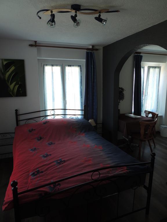 Hotel De La Gare Cousset Room photo